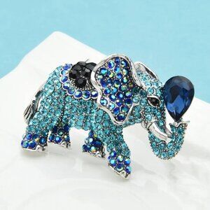 Jewelry pin brooch elephant luck lucky silver blue crystal fashion new elegant